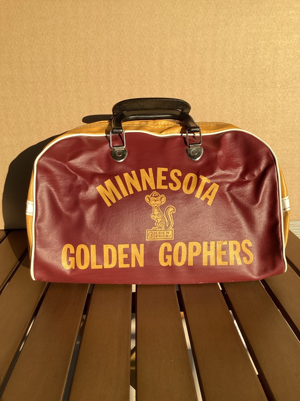 Vintage Minnesota gophers vinyl duffel bag 1970-80s small
